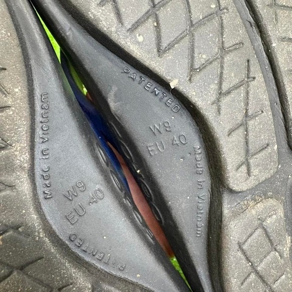 Oofos Flip Flops Sandals Womens 9 EU 40 Recovery Slip-On Comfort Pink/Blue - Picture 7 of 7